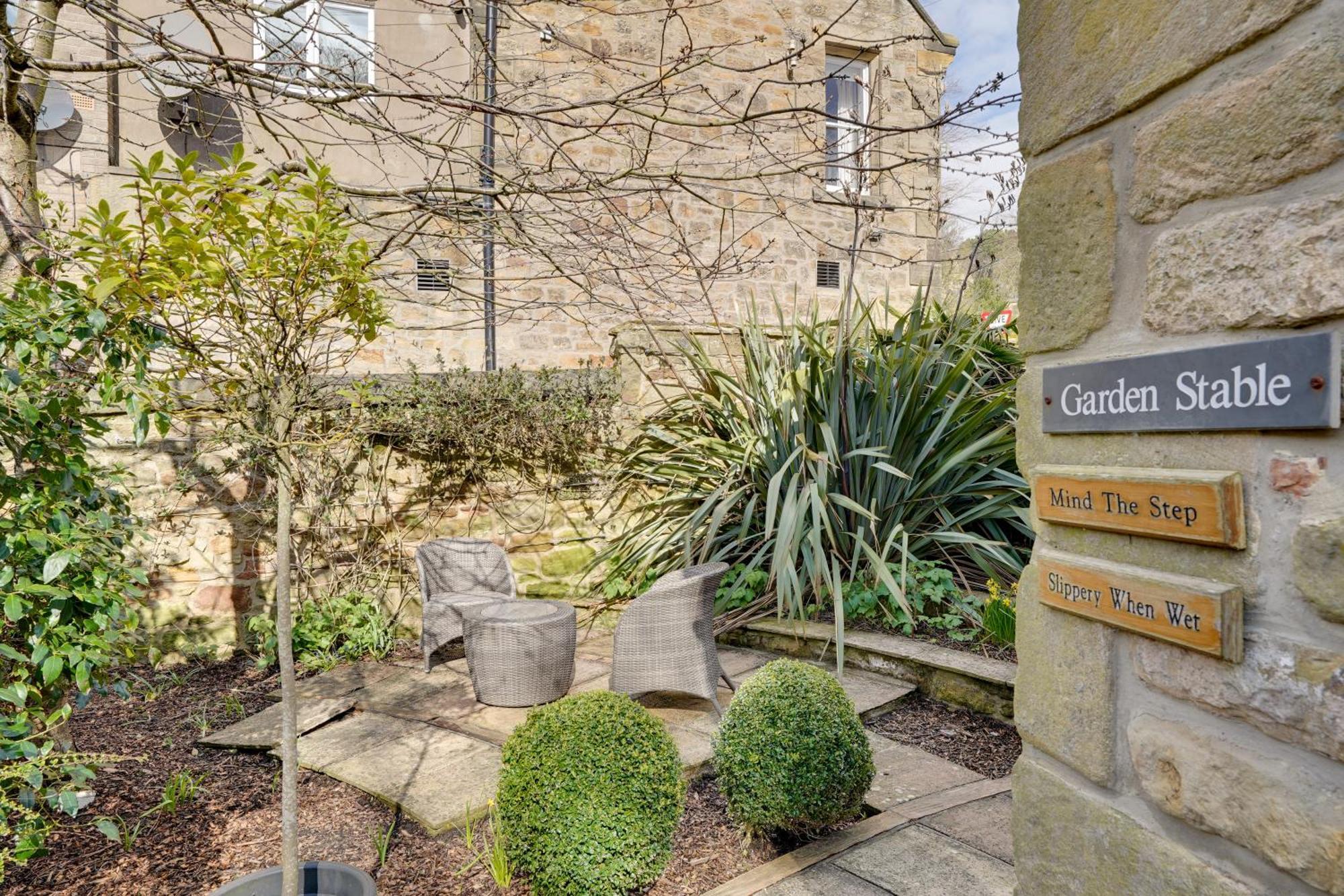 Garden Stable At Hallsteads: Luxury Stone Cottage, With Parking Alnmouth Exteriör bild